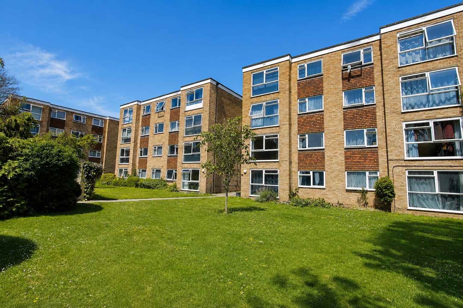 1 bed property in 10 Harcourt Avenue, Wallington